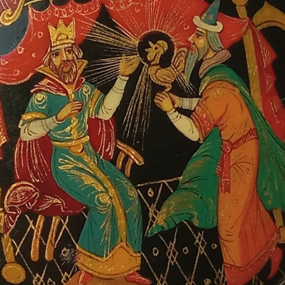 Vintage Russian Hand Painted Fairy Tales Lacquered Brooch Pin, Collectible Pin - Picture 7 of 11